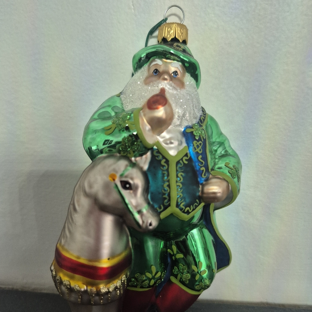 Source Unknown Festive Santa Ornament in Green and Silver